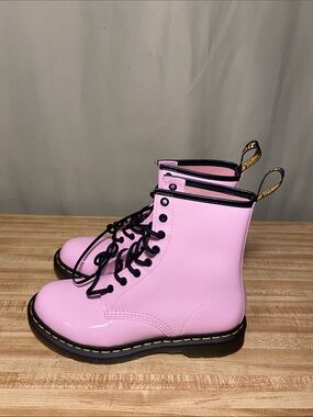 Dr Doc Martens 26425 Pink Black Boots Barbie Patent leather Boots Women’s 9